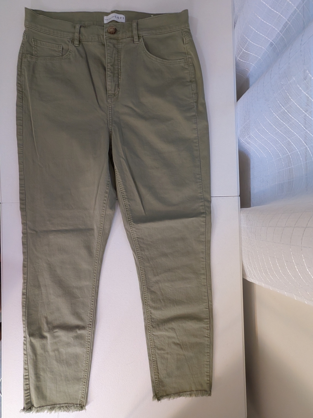 LOFT Olive Green Cropped Frayed-Hem Jeans